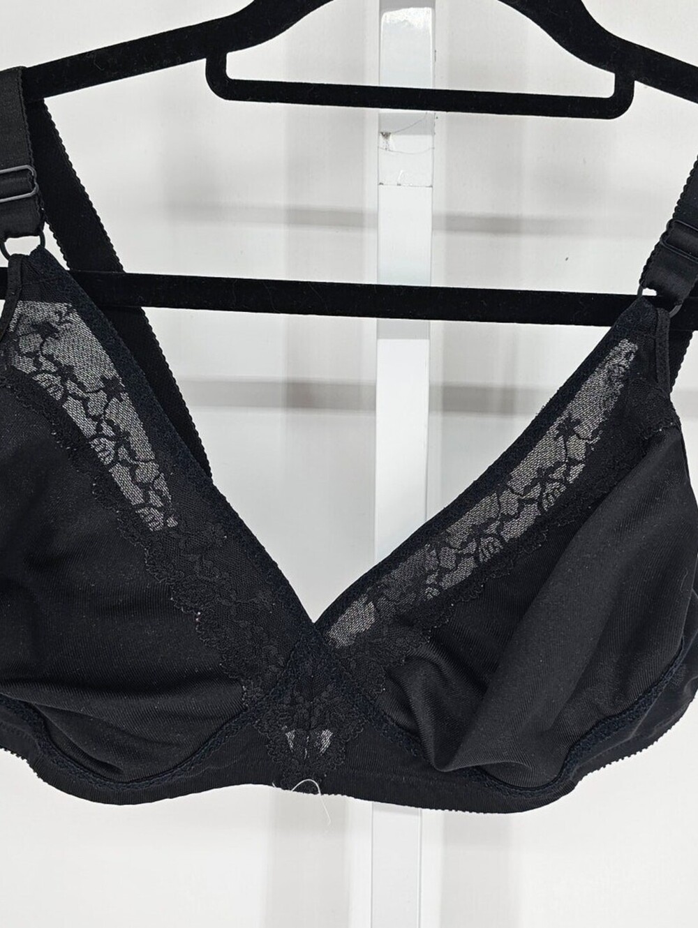 Vtg Beautiful Ones by Cross Your Heart Sz 38C Unlined T Shirt Bra Black Lace